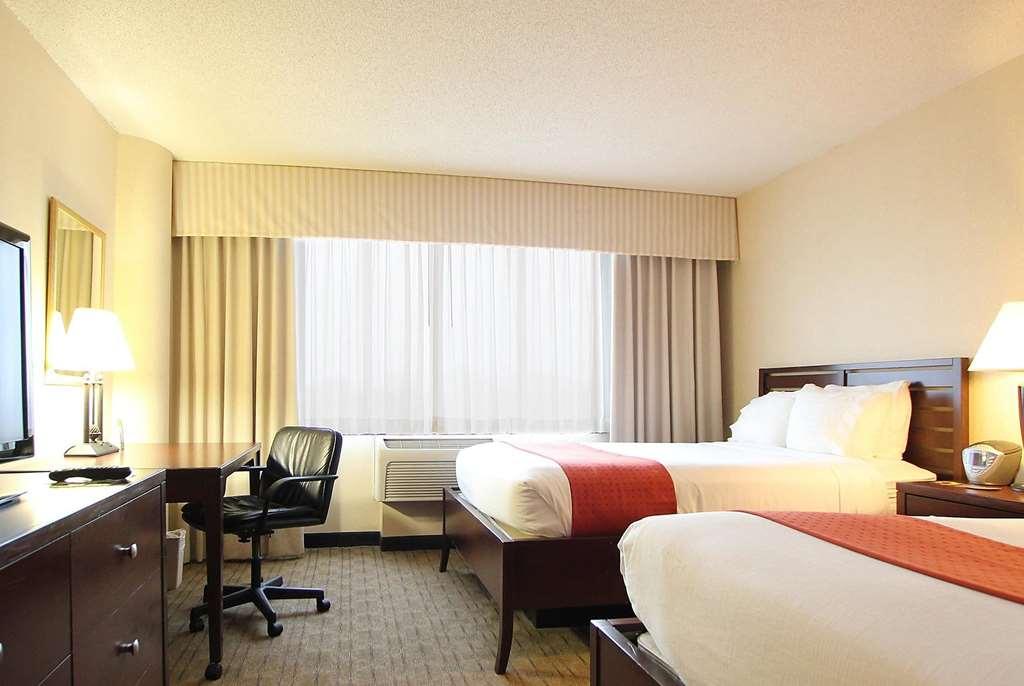 Ramada By Wyndham Minneapolis Airport - Eagan Phòng bức ảnh