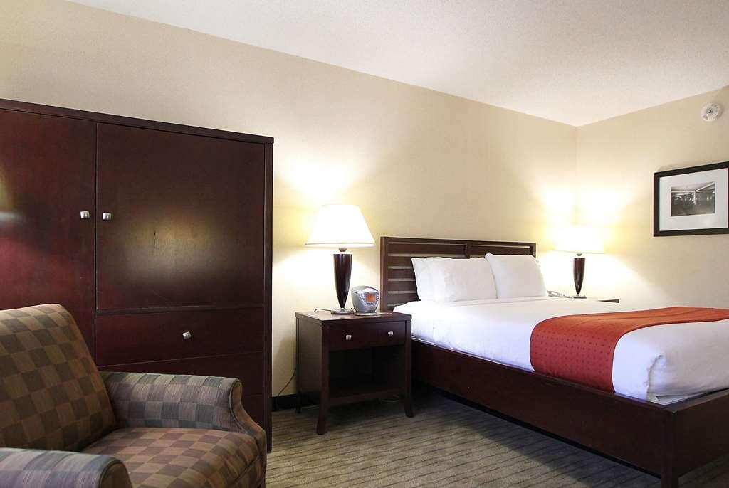Ramada By Wyndham Minneapolis Airport - Eagan Phòng bức ảnh